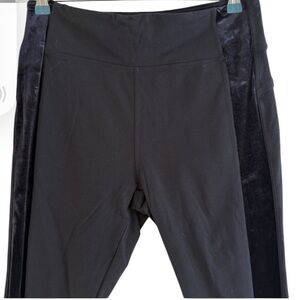 Athleta size medium black high waist legging velvet like tux stripe back pocket